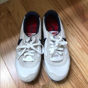 Nike Sneakers in Size 8